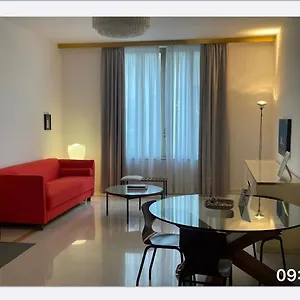 Corso Novara 5 Design , Nápoles Italia